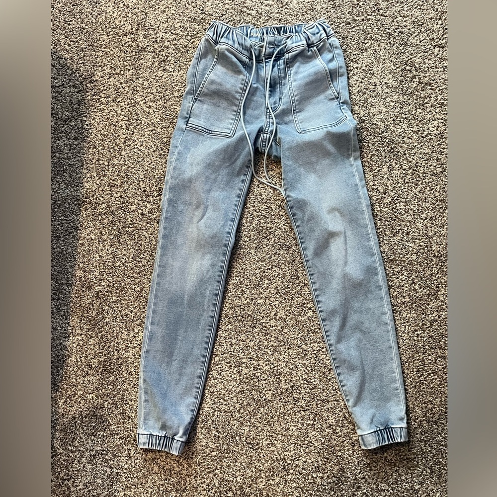 American Eagle Pants
Size 00 - Regular
Super Stretch